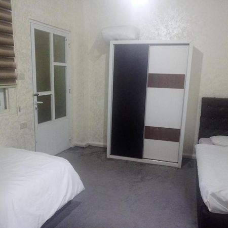 Jarajreh Apartments/ Hotel Karak Room photo